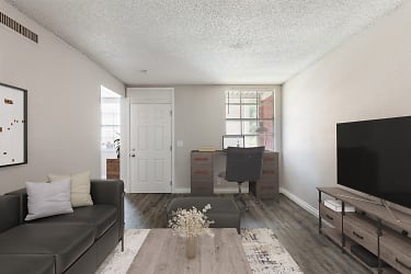 Timberfalls Apartment Homes - Tampa, FL