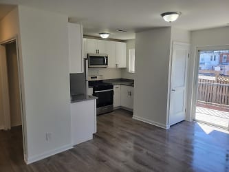 3633 Greenmount Ave unit 205 - Baltimore, MD