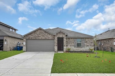 20456 Tembec Dr - New Caney, TX