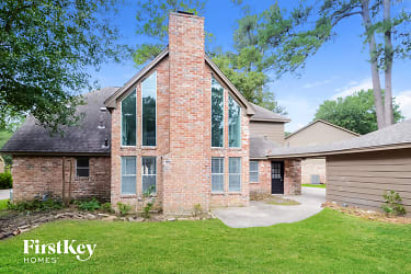 15618 10 Oaks Dr - Tomball, TX