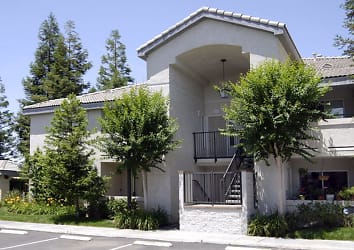 Villa Mondavi Apartments - Bakersfield, CA
