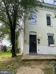 2627 Frederick Ave #FRONT - Baltimore, MD