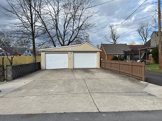 15 Mann Ct - New Albany, IN