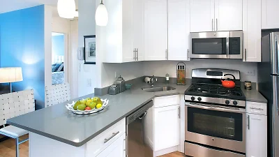 355 S End Ave unit 30G - New York, NY
