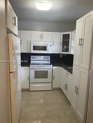 401 NW 72nd Ave #105-B - Miami, FL