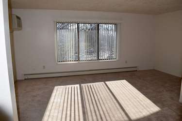Brookside Apartments - Springfield, MI