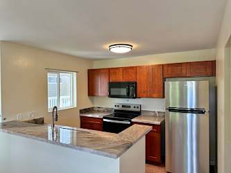 7 Koiula Ln unit 1 - Kahului, HI