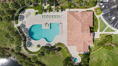 Whalers Cove Apartments - Boynton Beach, FL