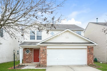 1341 Lake Meadow Dr - Indianapolis, IN