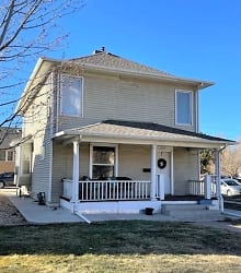 1833 10th Ave unit Whole - Greeley, CO