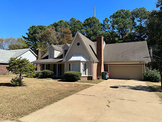 6552 Timber Pine Dr - Southaven, MS