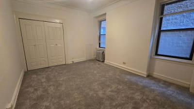 420 W Wrightwood Ave - Chicago, IL