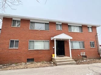 806 Mayfair Ave - Madison, WI