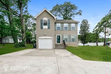 2701 Phelps Avenue - District Heights, MD