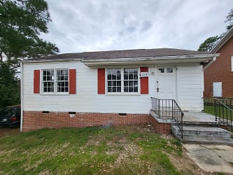 3195 Brownell Ave - Macon, GA