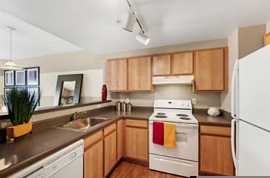 8 N Howard St unit S604 - Baltimore, MD