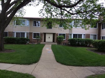 3000 Roberts Dr 6 Apartments - Woodridge, IL