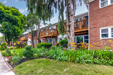 Canterbury Gardens Apartments - Poughkeepsie, NY