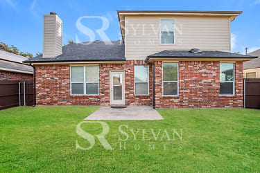 4805 Carrotwood Dr - Fort Worth, TX