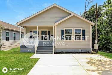 1416 Burleson St - undefined, undefined