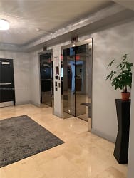 3590 Coral Wy #503 - Coral Gables, FL