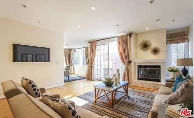 855 S Wooster St #402 - Los Angeles, CA