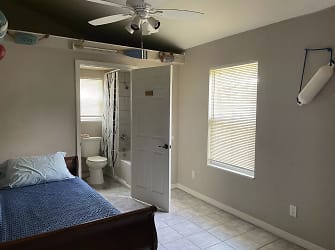 Each Room Is 20Ft X10ft With A Bathroom And A Storage Loft
