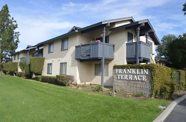 Franklin Terrace Apartments - Hemet, CA