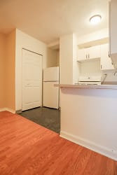 910 W Lawrence Ave unit 603 - Chicago, IL