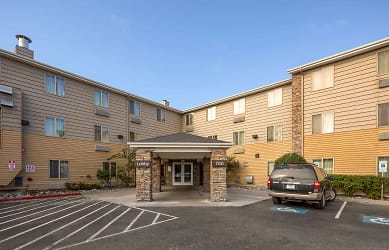 Furnished Studio - Anchorage - Midtown Apartments - Anchorage, AK