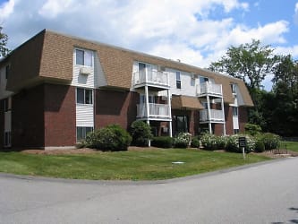 Park Village West Apartments - Westborough, MA