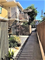 1432 Robinson Ave Apartments - San Diego, CA