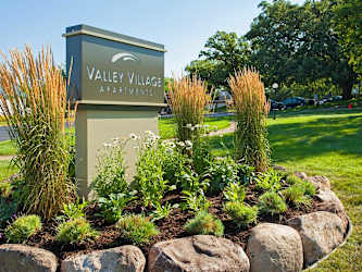 Valley Village Apartments - Golden Valley, MN