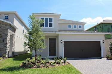 4494 Davos Dr - Clermont, FL