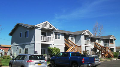 267 39th St unit 01 - Springfield, OR