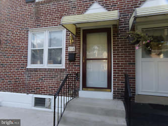 366 W 21st St - Chester, PA