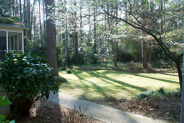 50 Wildwood Ct - Southern Pines, NC