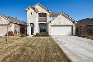 5901 Scenic Lake Dr - Georgetown, TX