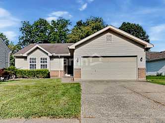 4141 Loyala Chase Lane - Dayton, OH