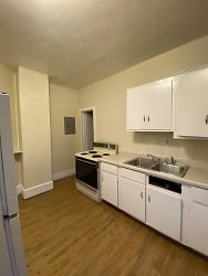 409 3rd St unit D - undefined, undefined