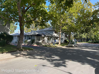 Village Commons Apartments - Sacramento, CA