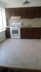 1413 Darby Rd unit 1 - Havertown, PA