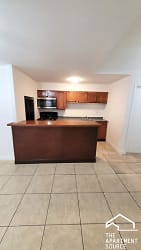 6832 W Wrightwood Ave - Chicago, IL