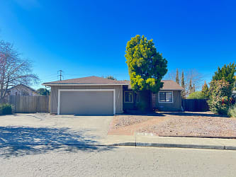 343 Clydesdale Dr - Vallejo, CA