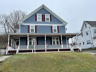 15 Upson Ave - Winsted, CT