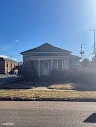 715 Ella St - Beatrice, NE