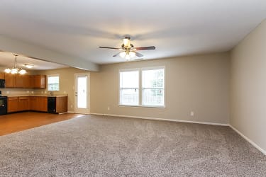 8214 Firefly Way - Indianapolis, IN