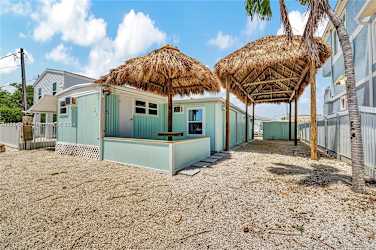 231 Allen Ave unit 0 - Key Largo, FL