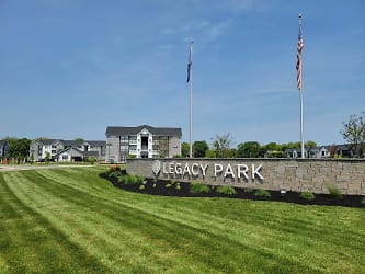 Park West At Legacy Park Apartments - Mechanicsburg, PA