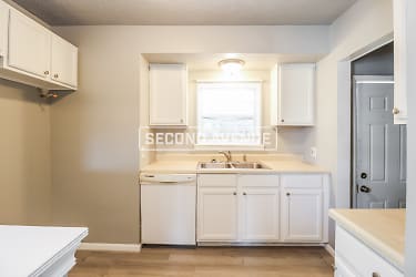 3048 N Hegry Cir - undefined, undefined